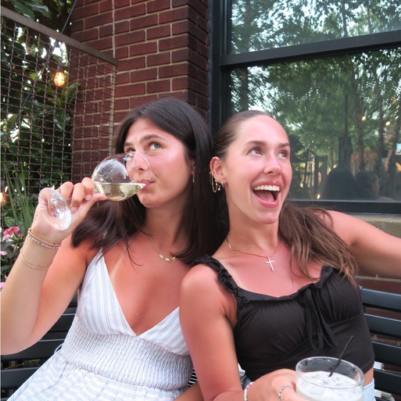 Meet your Posher, Natalia - Picture 5 of 8